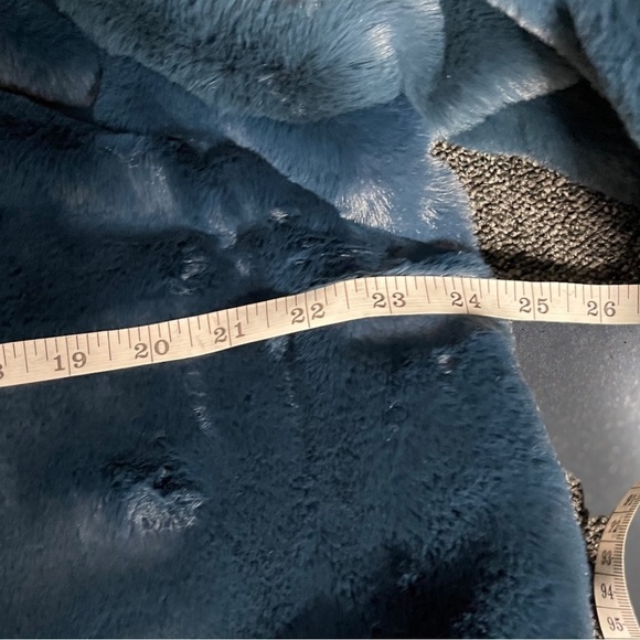 🔥 Roaman’s Women’s Royal Teal Blue Green Faux Fur Coat Size 14W - Picture 7 of 16